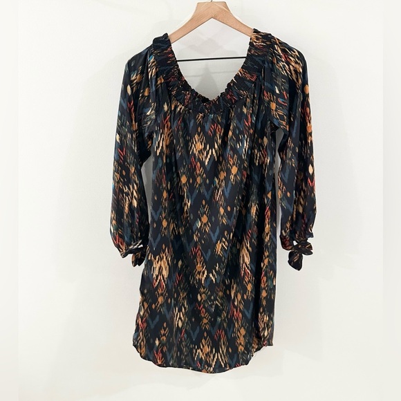 NWT Beach Lunch Lounge Off Shoulder Dress Black Geo Size XL - Picture 5 of 5